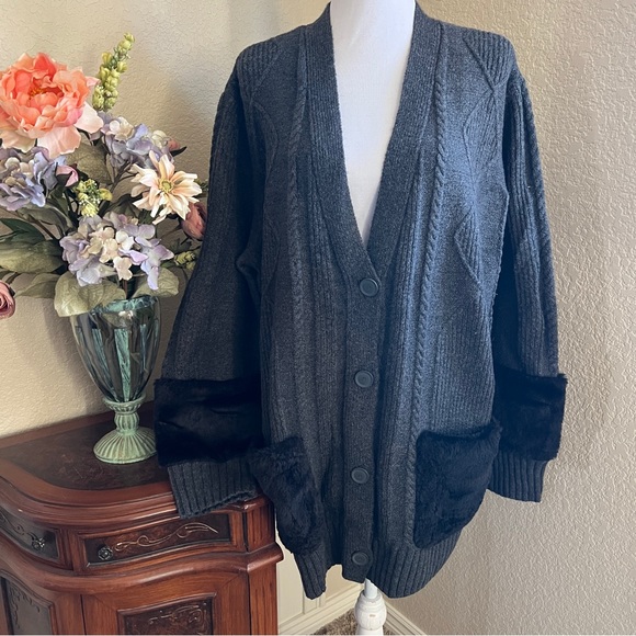 Vera Wang Cable Knit Fur Trimmed Cardigan Sweater - Picture 3 of 13